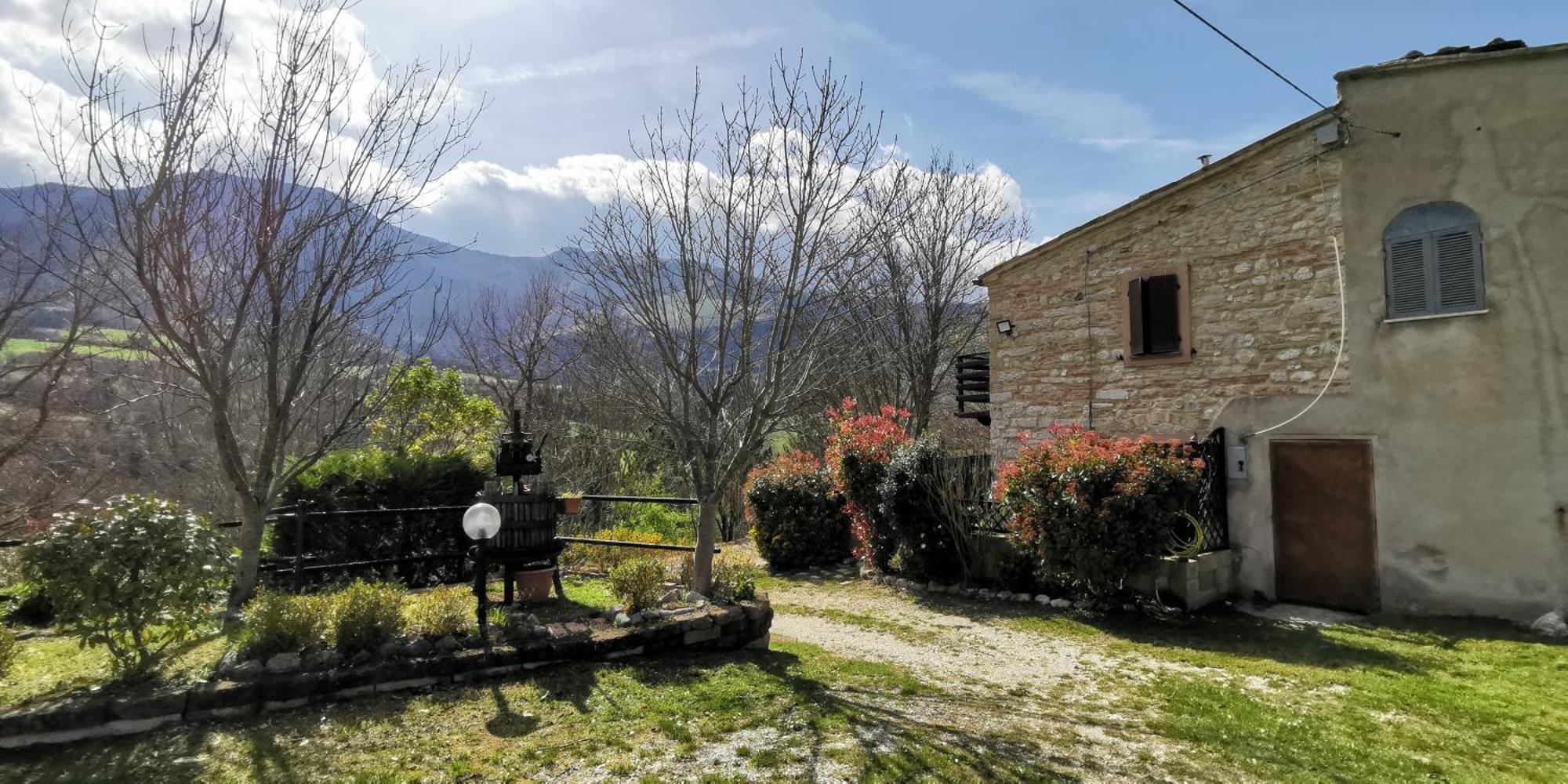 La Casetta Di Gino E Marcella Sassoferrato Bagian luar foto